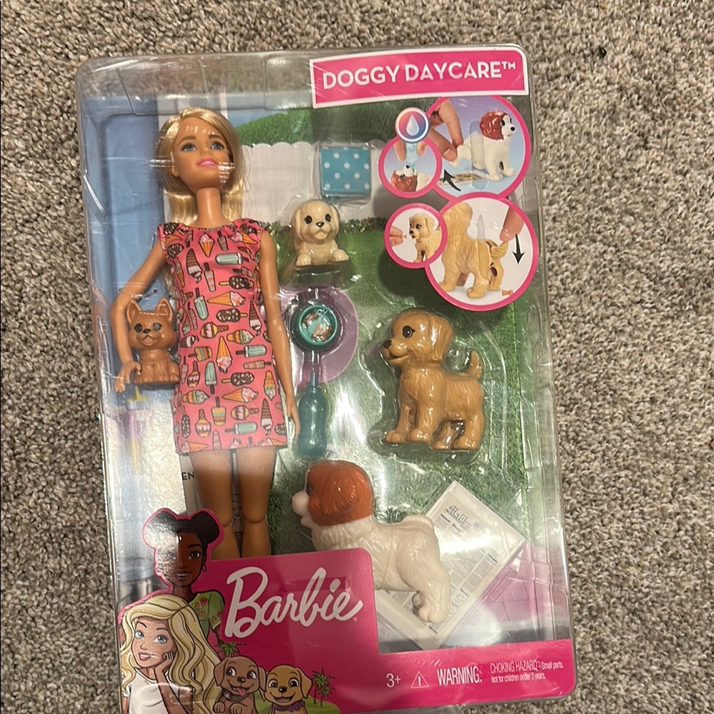 Doggy daycare Barbie